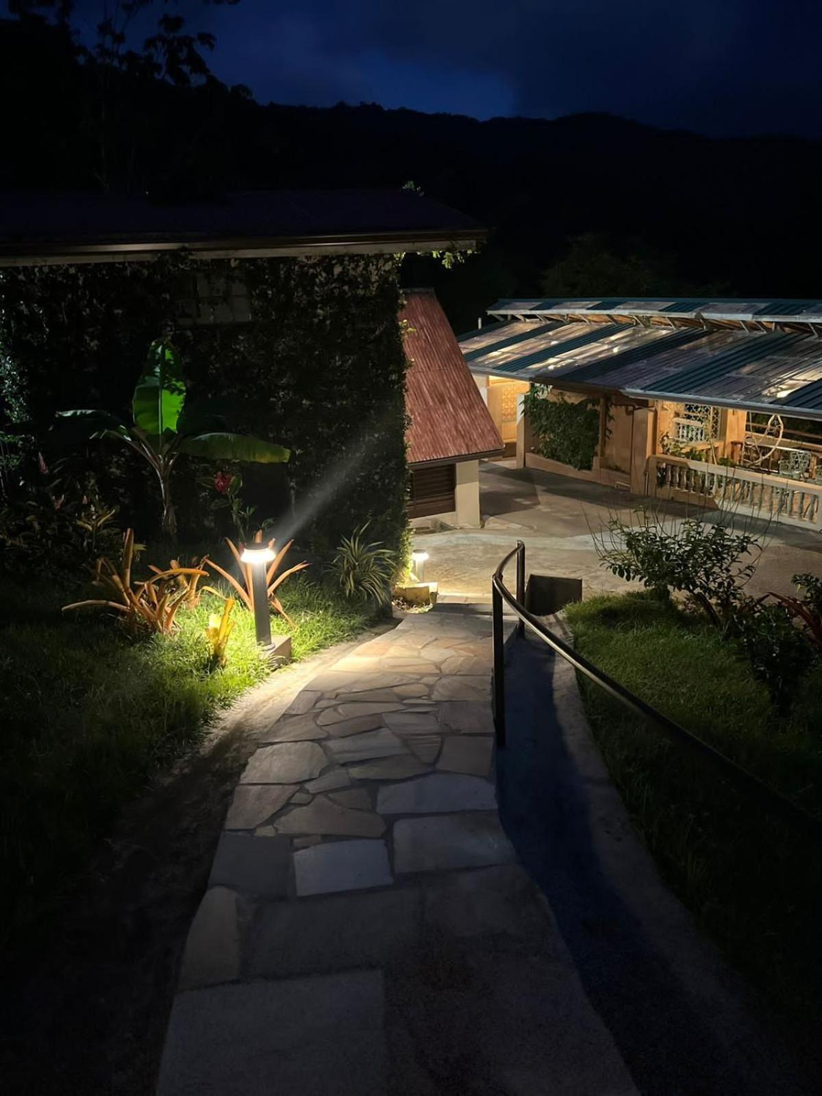 Hadco Experiences At Asa Wright Nature Centre Blanchisseuse Exteriör bild